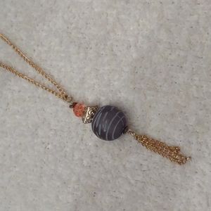 Beautiful Long Gold Tone Pendant Necklace